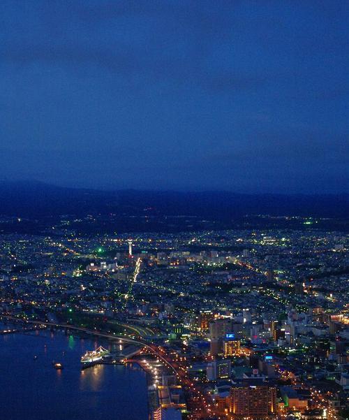 《暖暖环游世界》游戏中函馆夜景棉布获取攻略（打造自己的函馆夜景时尚之旅）  第1张